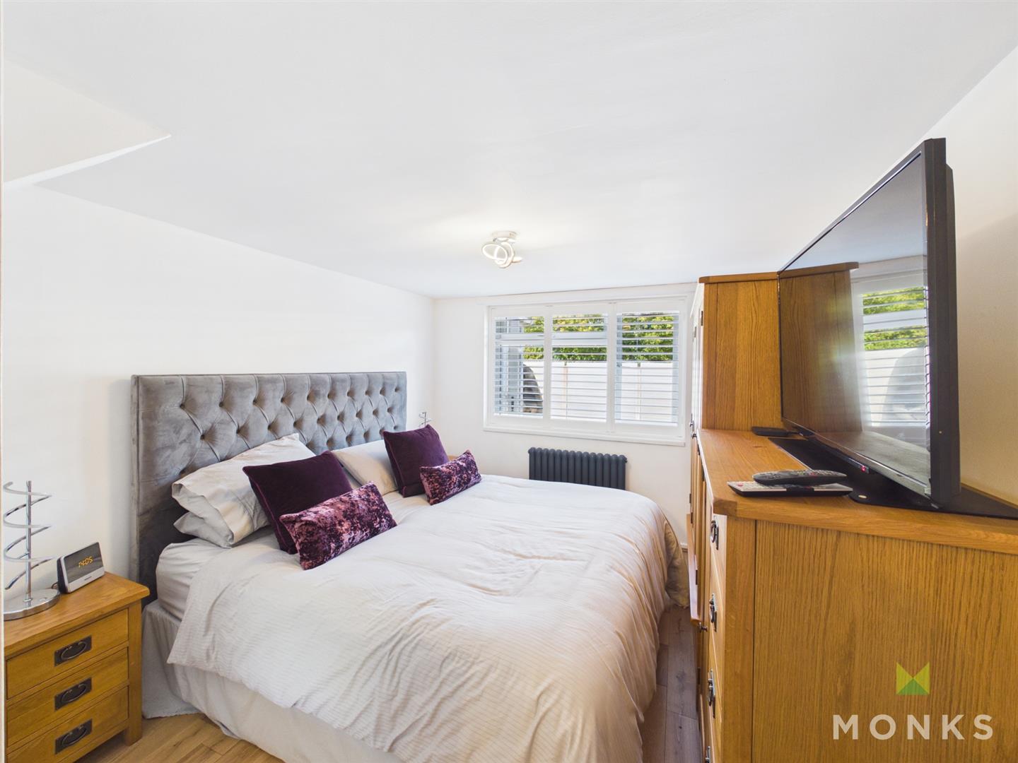 23 Meadow Rise, Oswestry, SY11 2EE For Sale